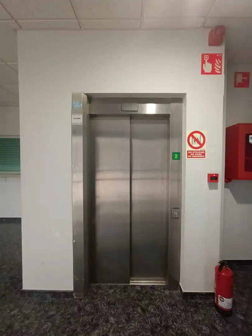 Oficina amb ascensor de lloguer a Bagatza - San Vicente, imagen 34