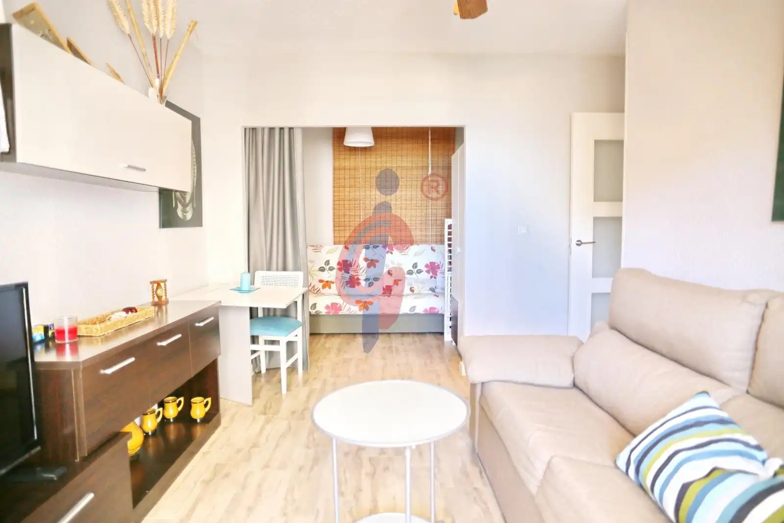 Bedroom of Apartments for sale in Guardamar del Segura  with Terrace, Storage room and Furnished