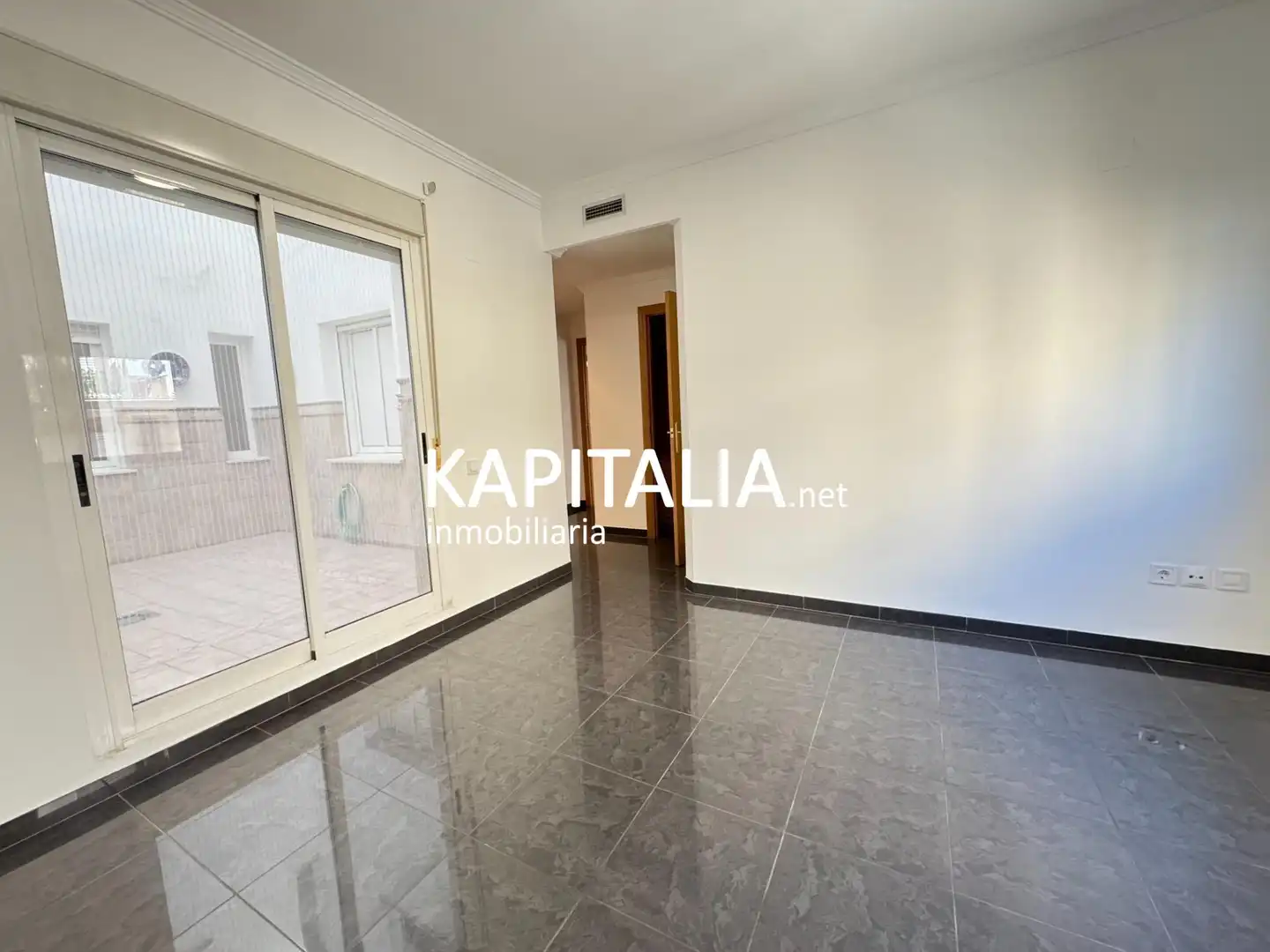 Piso con terraza en venta en Sant Josep - Zona Hospital, imagen 12