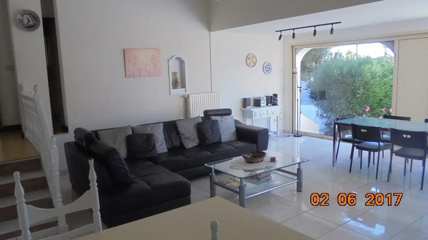 Sala d'estar de Casa o xalet en venda en Orihuela amb Aire condicionat, Traster i Piscina