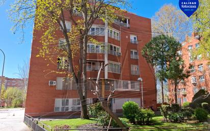 Exterior view of Flat for sale in  Madrid Capital  with Air Conditioner, Heating and Parquet flooring