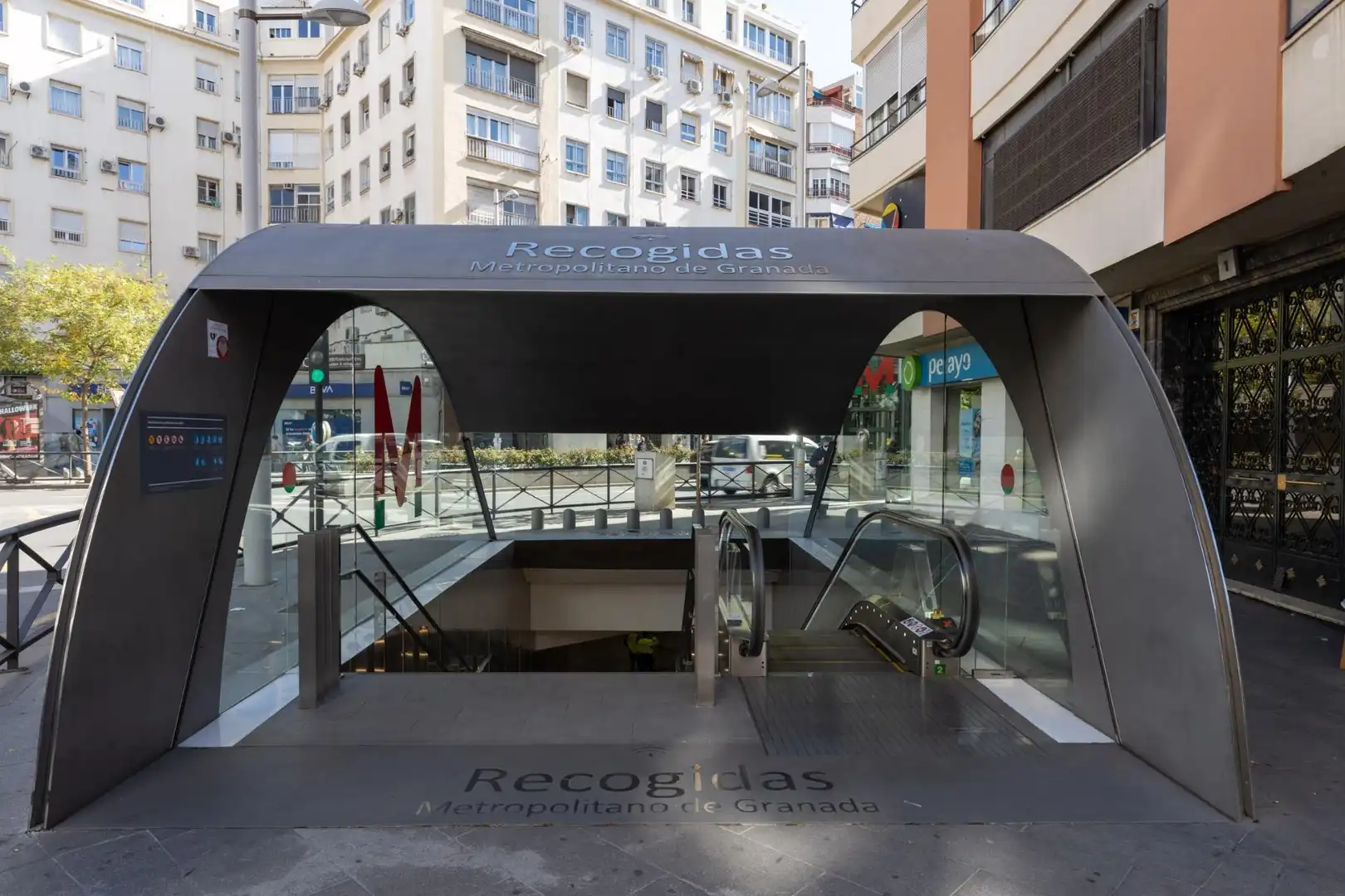 Flat for sale in Granada  with Heating and Balcony