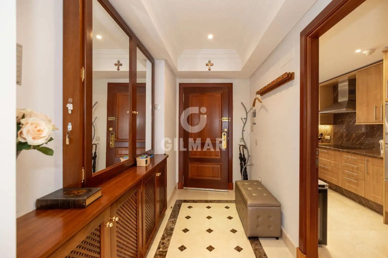 Planta baja en venta en Estepona con Calefacción, Jardín privado y Trastero