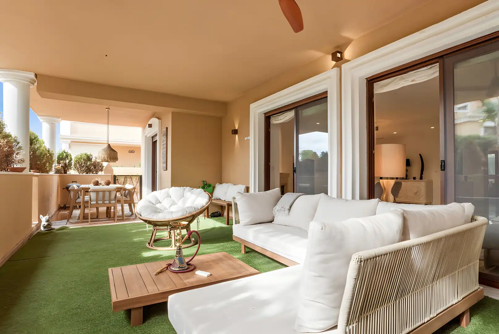 Terrasse von Erdgeschoss zum Verkauf in Marbella mit Klimaanlage, Terrasse und Schwimmbad
