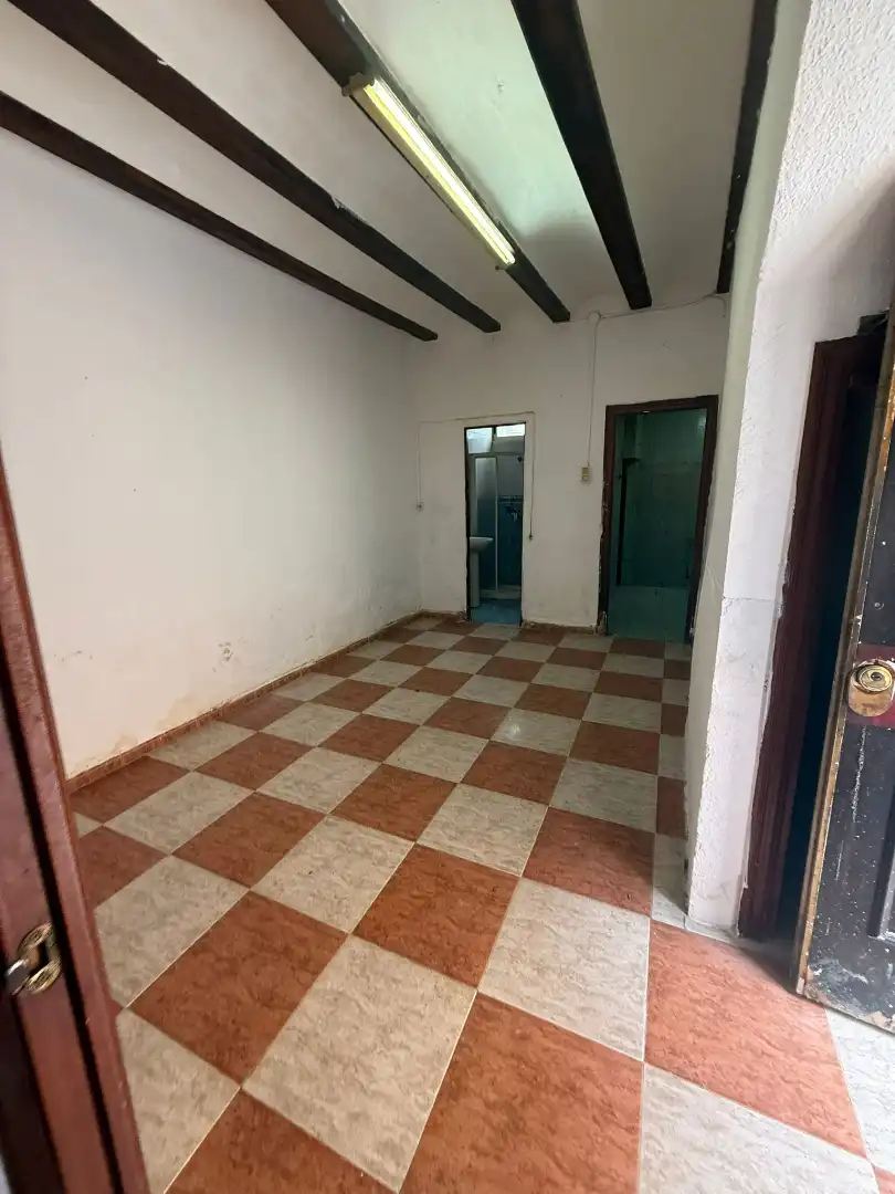 Ground floor for sale in Valencia