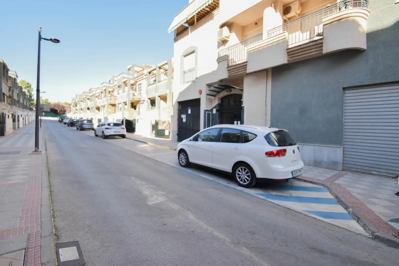 Vista exterior de Piso en venta en Atarfe con Aire acondicionado, Calefacción y Trastero