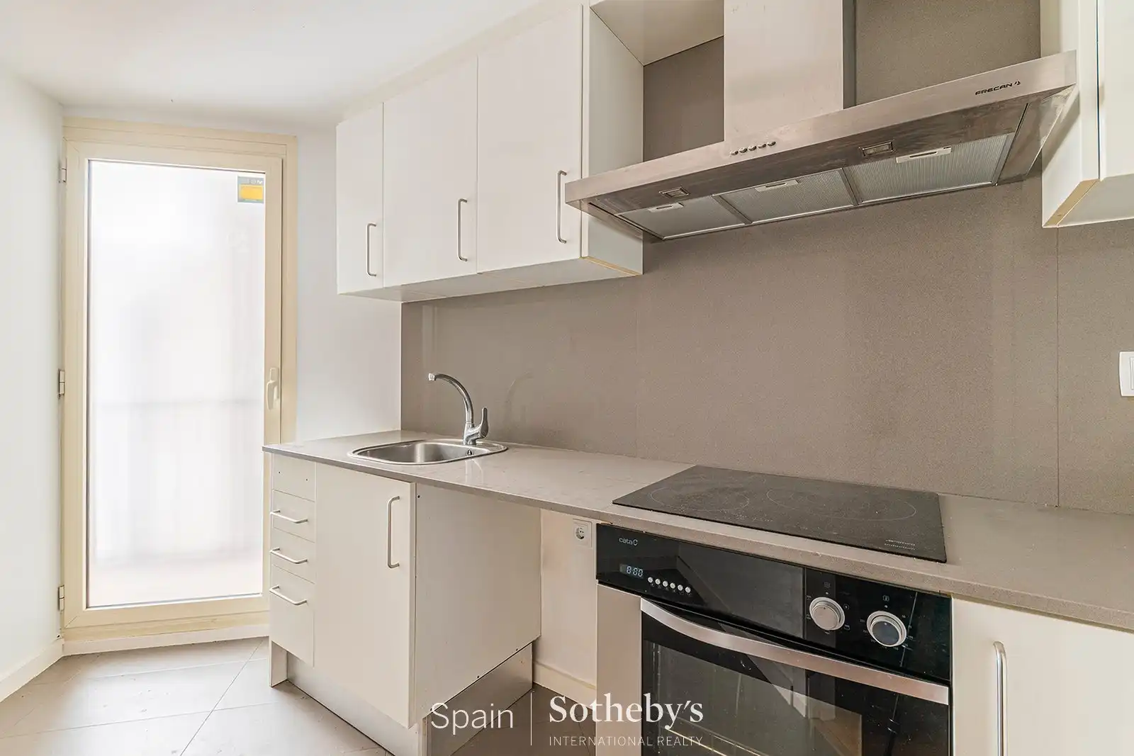 Mini appartamento con ascensore in vendita a Carrer d'Aribau, imagen 18