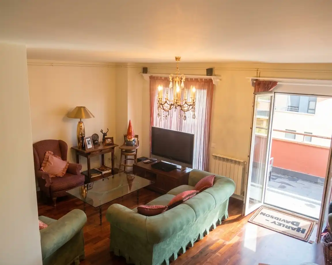 Sala de estar de Dúplex en venta en Prades con Calefacción, Parquet y Terraza