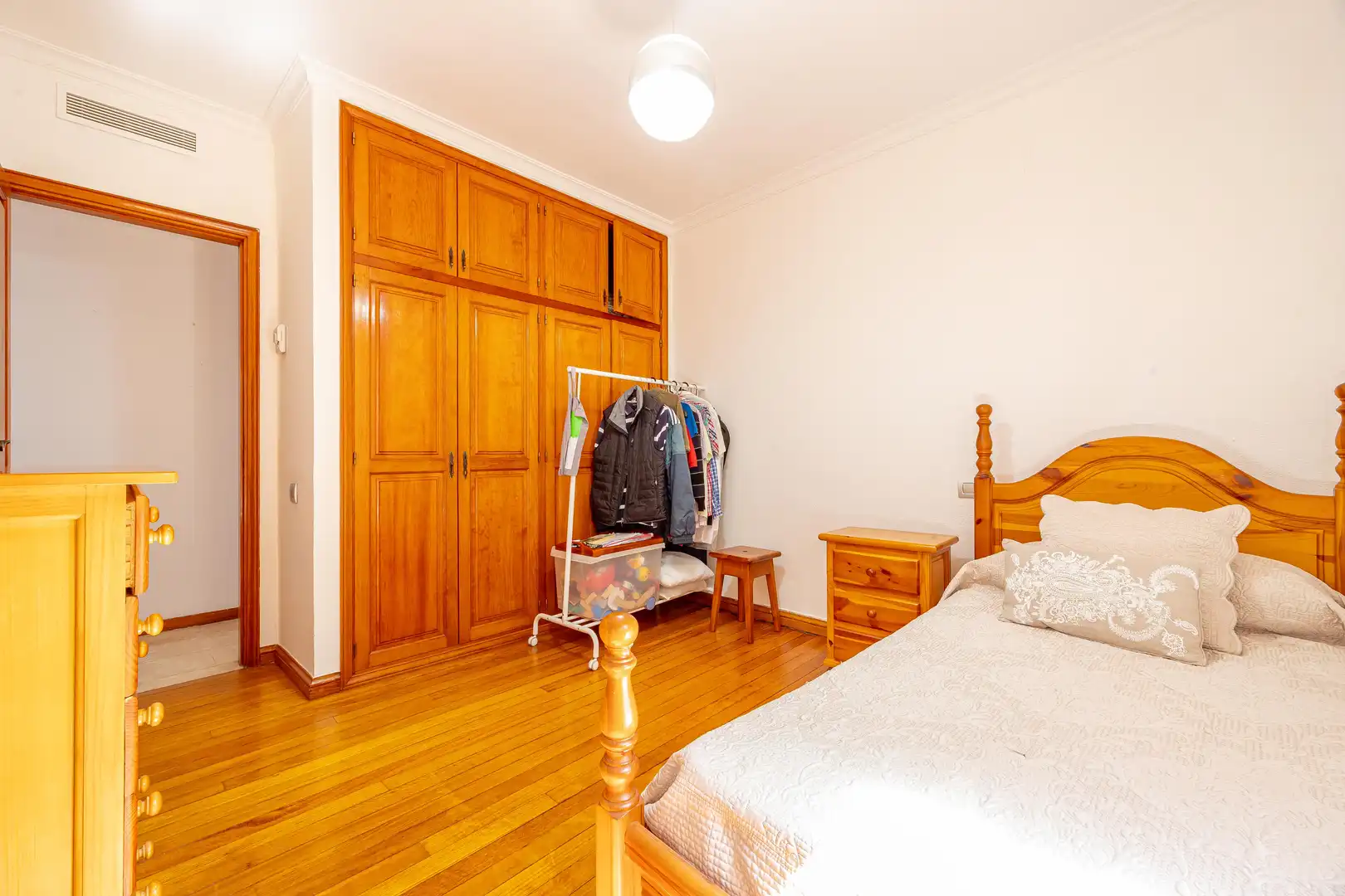 Dormitori de Casa o xalet en venda en Las Palmas de Gran Canaria amb Aire condicionat, Jardí privat i Terrassa