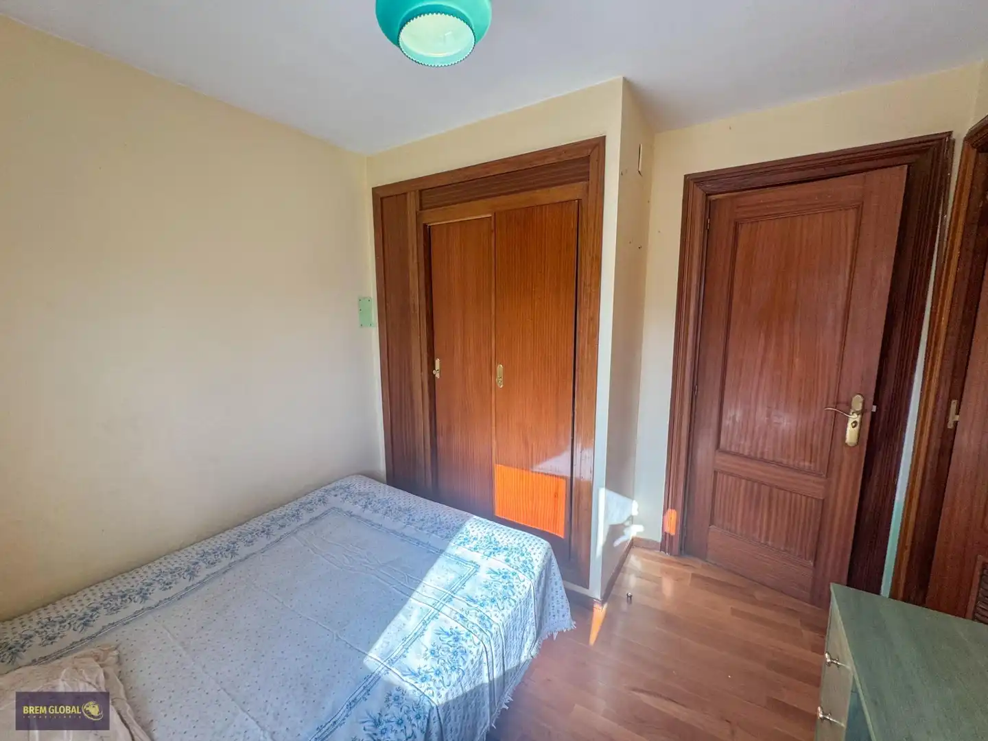 Dormitori de Casa o xalet en venda en Puentes Viejas amb Jardí privat, Traster i Moblat