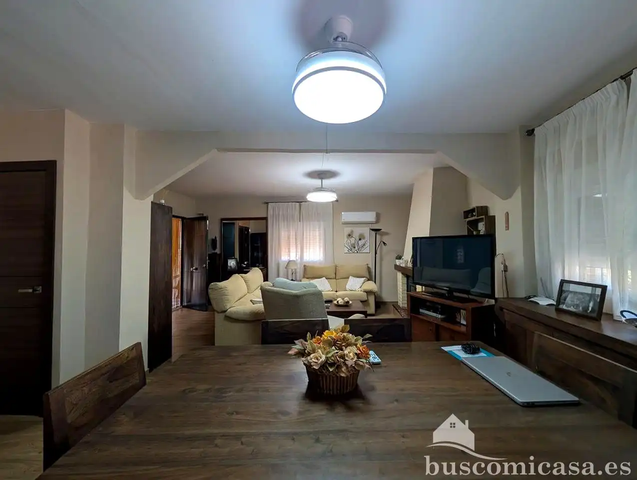 Sala d'estar de Finca rústica en venda en Linares amb Aire condicionat, Jardí privat i Traster