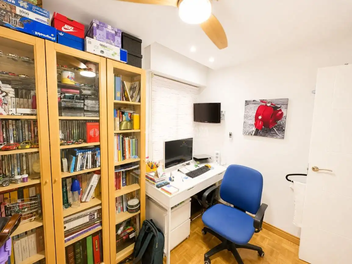 Piso en venta en San Fernando de Henares con Aire acondicionado, Calefacción y Parquet