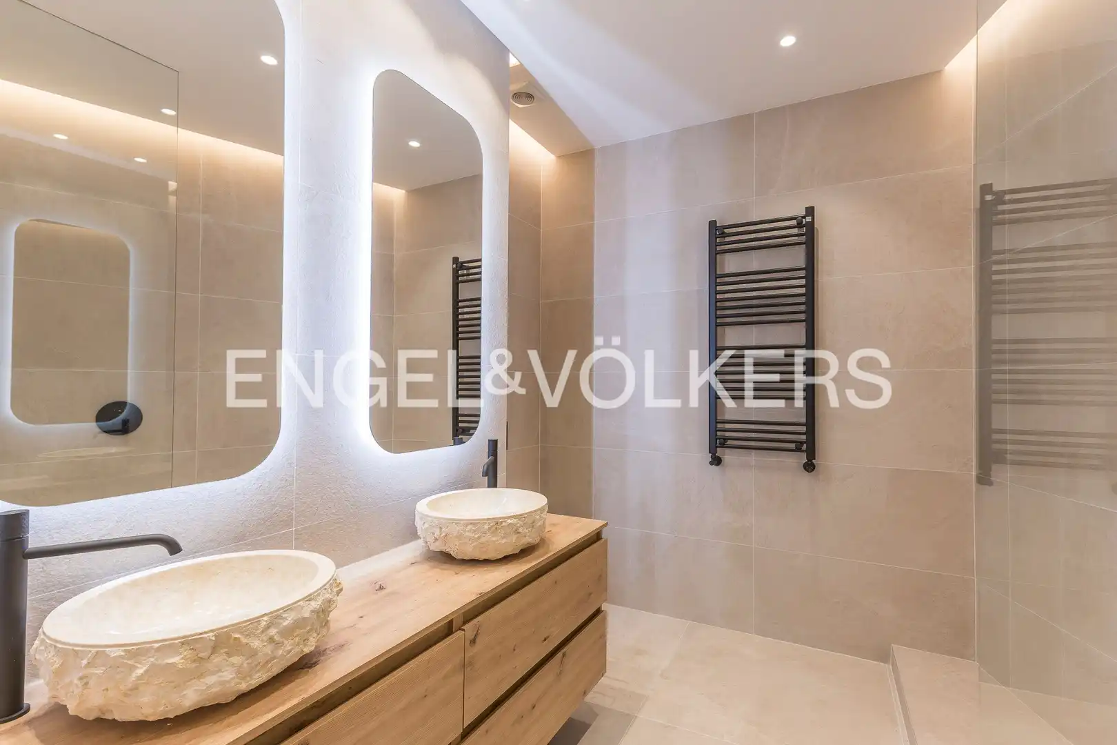 Baño de Piso de alquiler en Centro