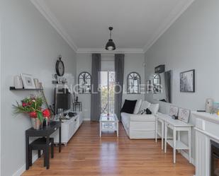 Sala d'estar de Apartament en venda en  Barcelona Capital amb Aire condicionat i Balcó