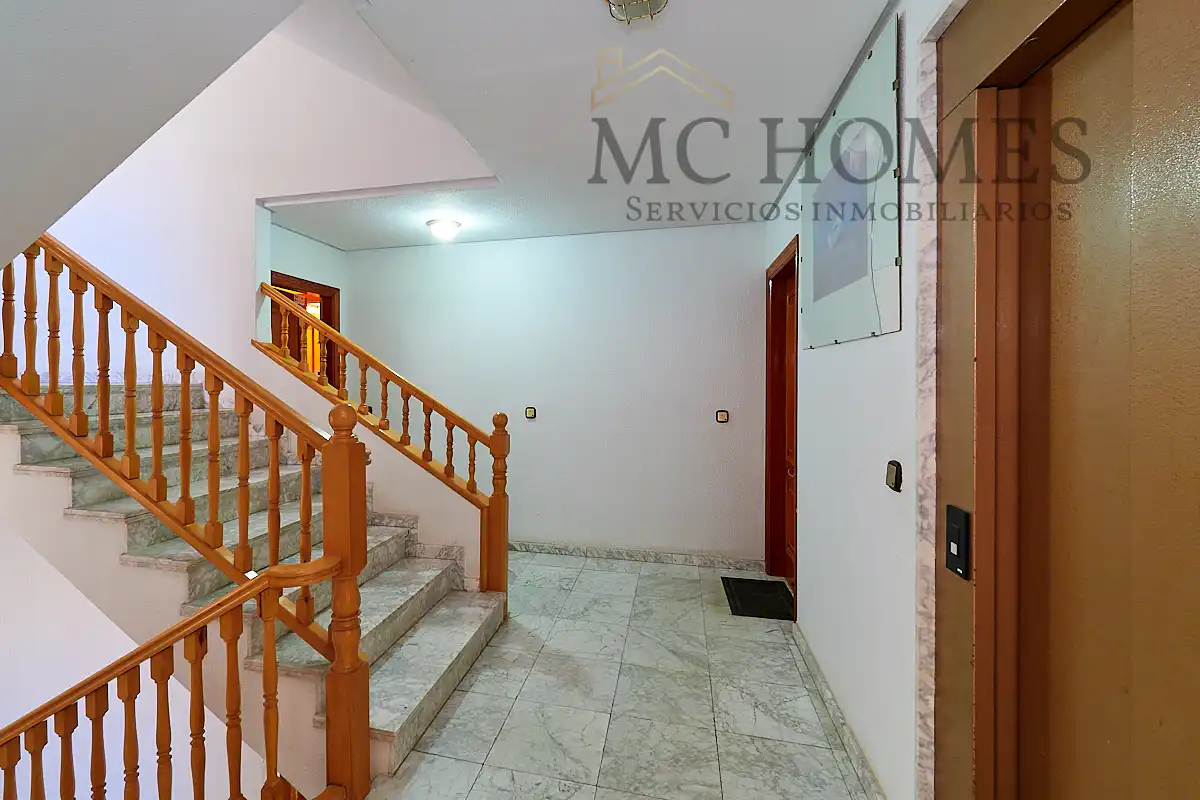 Flat for sale in Santa Pola  with Air Conditioner, Heating and Oven