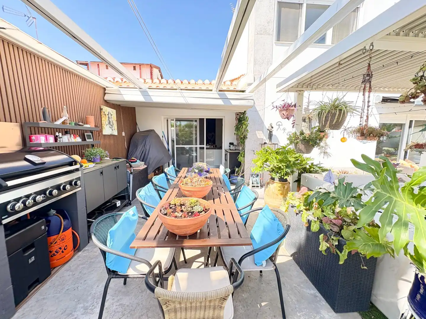 Terraza de Casa o chalet en venta en Torrevieja con Balcón y Piscina comunitaria