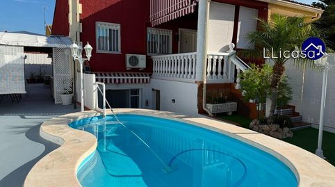 Descubre tu nuevo hogar en la Pobla de Vallbona un paraíso en la Urbanización San Martín