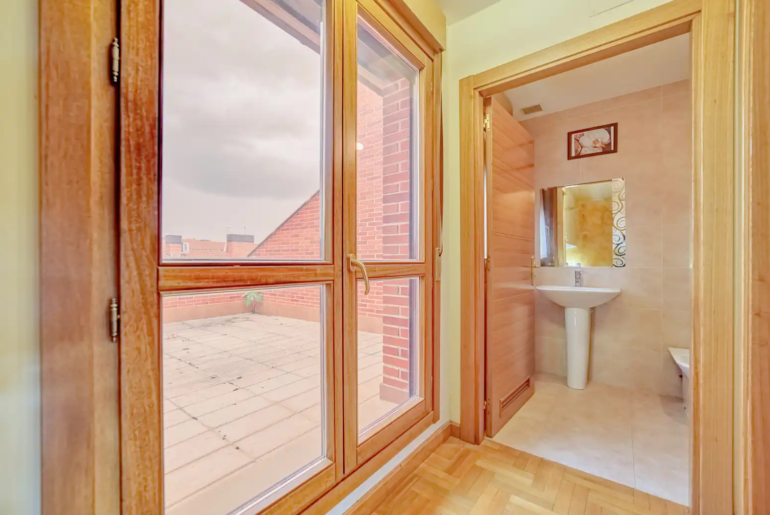Baño de Casa adosada en venta en Olite / Erriberri con Calefacción, Jardín privado y Parquet