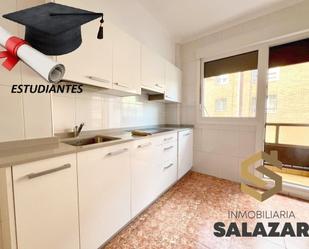 Cuina de Pis de lloguer en Bilbao  amb Calefacció
