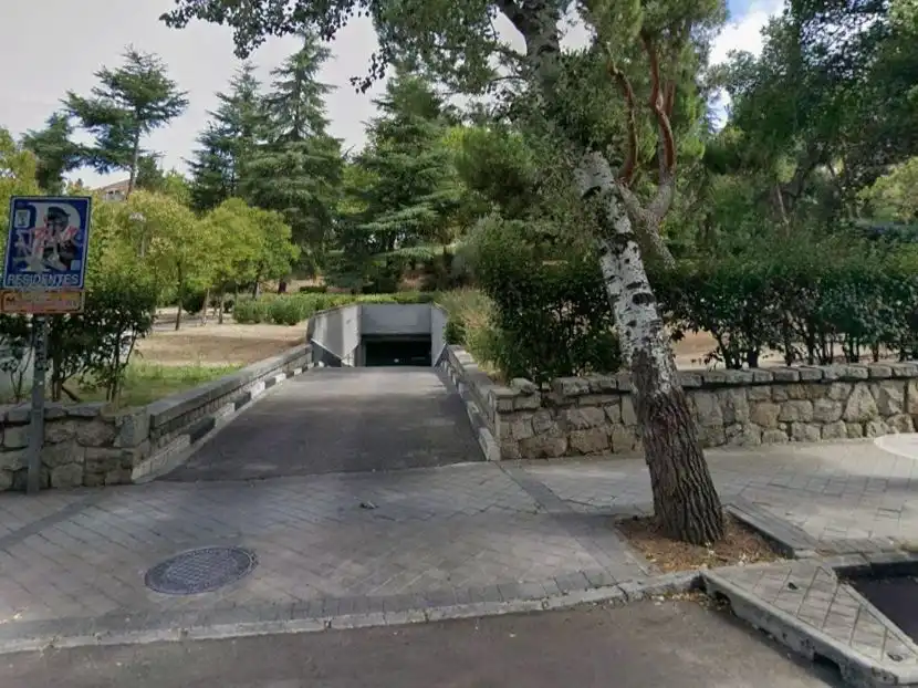 Parking of Garage for sale in Madrid  with Alarm