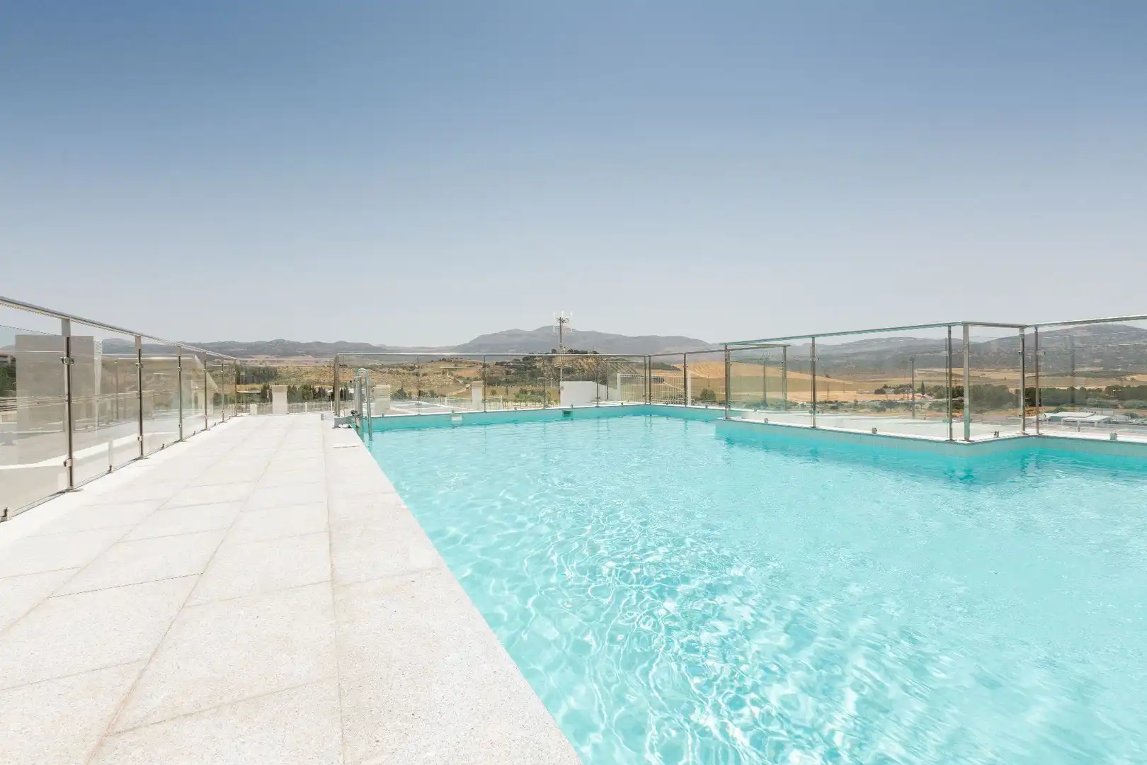 Swimming pool of Flat for rent in Ronda  with Air Conditioner, Heating and Terrace