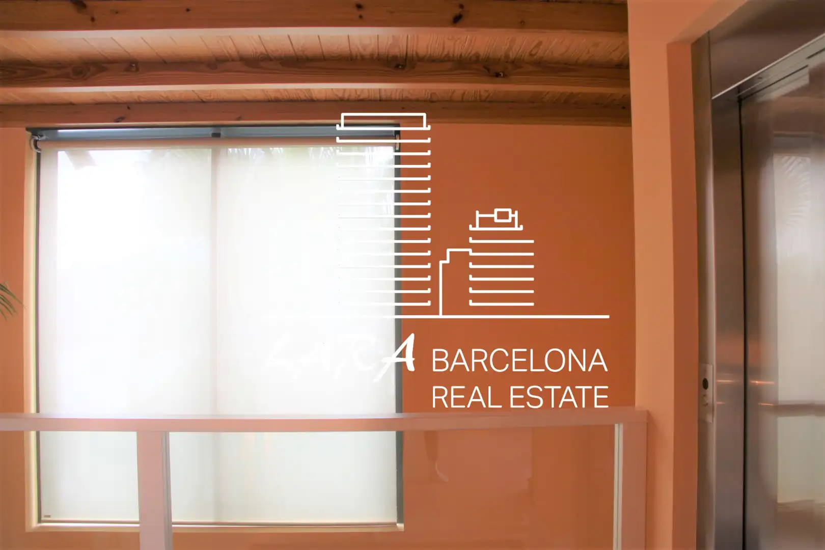Vista exterior de Casa o chalet de alquiler con opción a compra en Viladecans con Aire acondicionado, Calefacción y Jardín privado