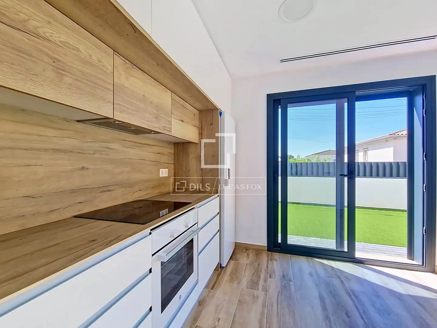 Cocina de Casa o chalet en venta en El Vendrell con Aire acondicionado, Calefacción y Jardín privado