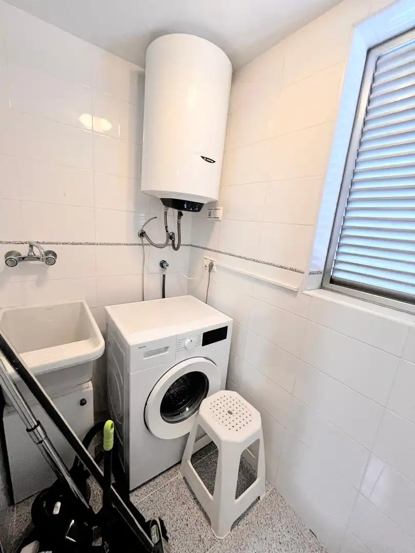 Bathroom of Ground floor for rent in L'Alfàs del Pi  with Air Conditioner, Heating and Terrace