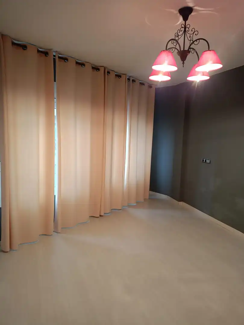 Habitación de Piso en venta en Carballo con Calefacción y Amueblado