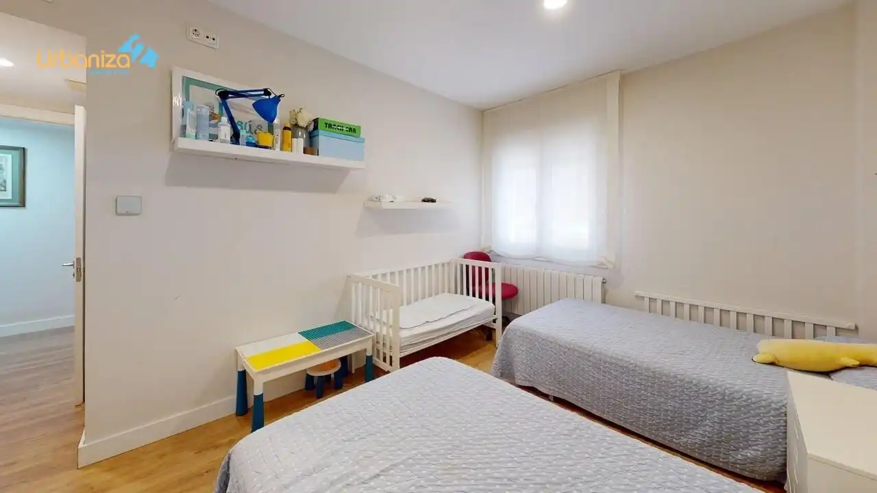 Piso en venta en Calle DIAZ BRITO, Santa Marina