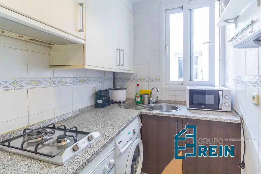 Küche von Wohnung zum Verkauf in Madrid mit Klimaanlage und Heizung
