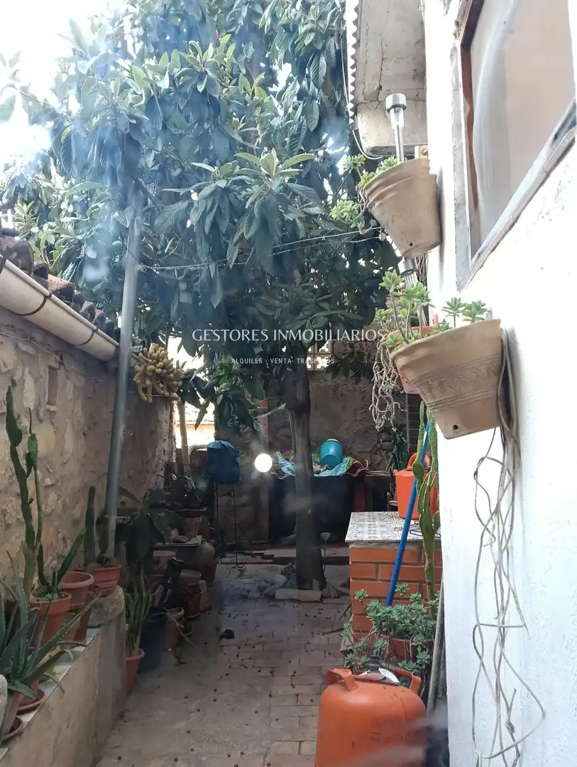 Vista exterior de Casa o xalet en venda en Quatretondeta amb Calefacció, Terrassa i Traster