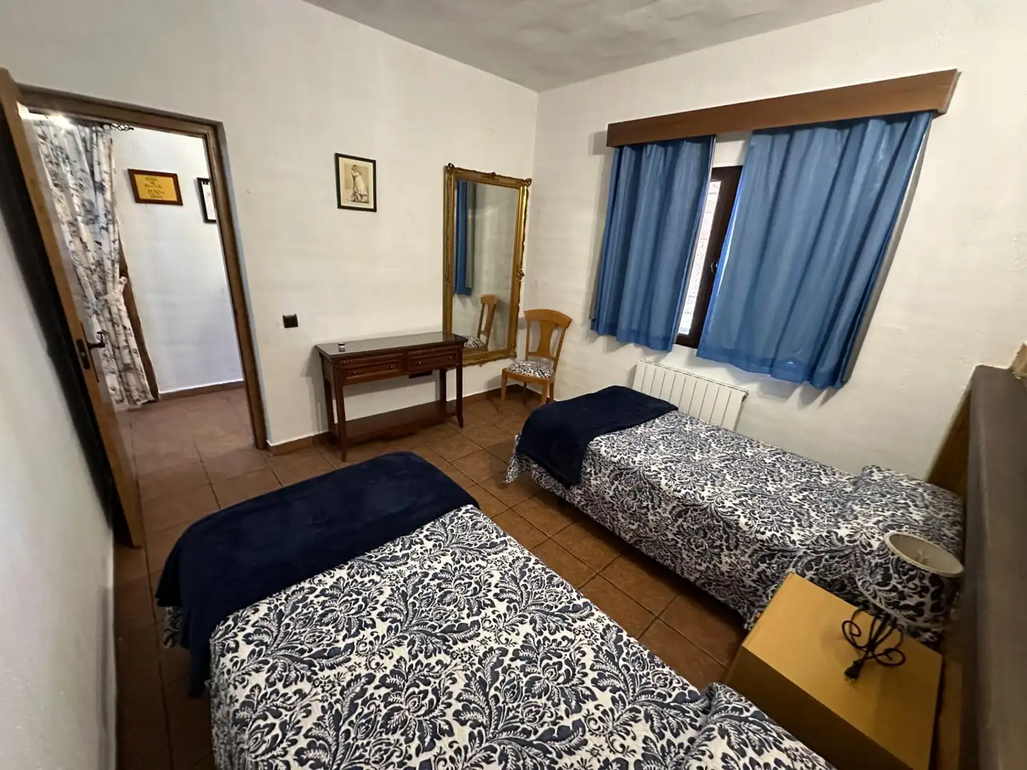 Bedroom of Houses for sale in Villar de Olalla  with Air Conditioner, Heating and Private garden
