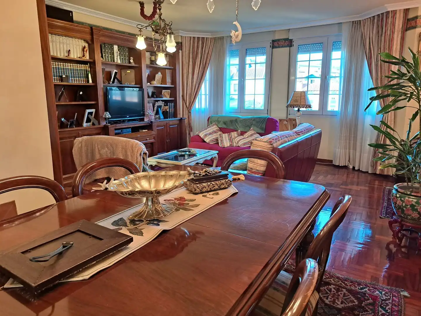 Houses for sale in N/A, La Felguera