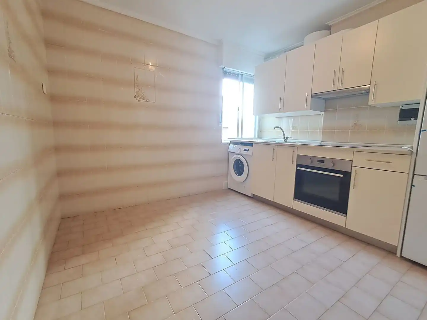 Kitchen of Flat for sale in Portugalete  with Balcony