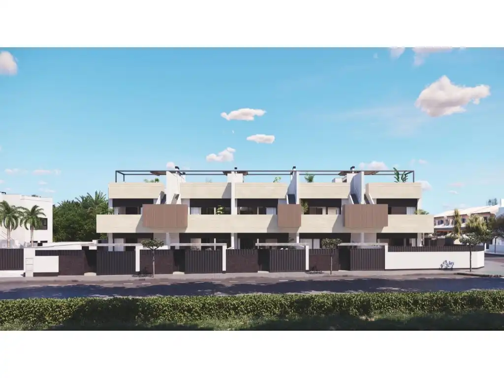 Vista exterior de Casa o xalet en venda en Pilar de la Horadada amb Jardí privat i Piscina