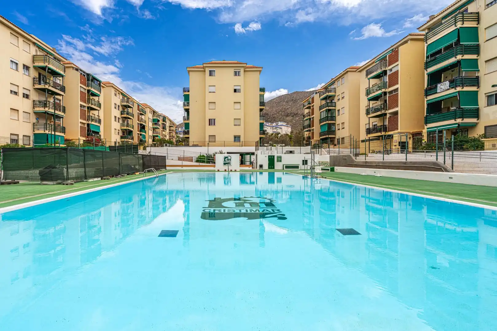 Piscina de Apartamento de alquiler en Arona con Amueblado y Piscina comunitaria