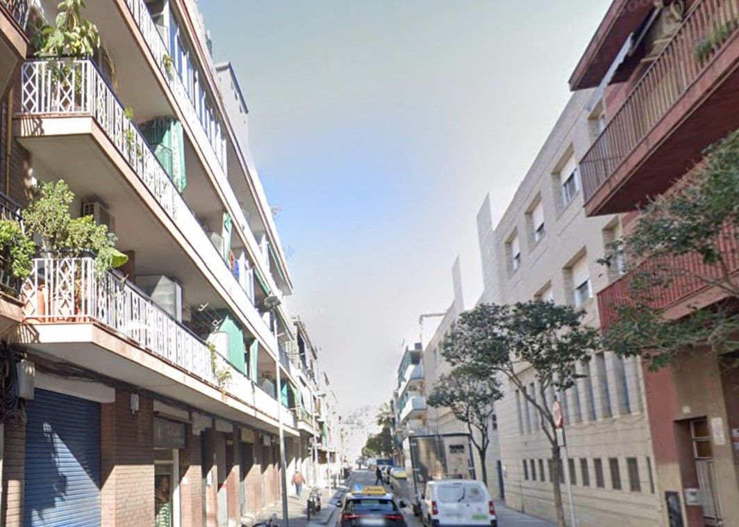 Vista exterior de Àtic en venda en Santa Coloma de Gramenet