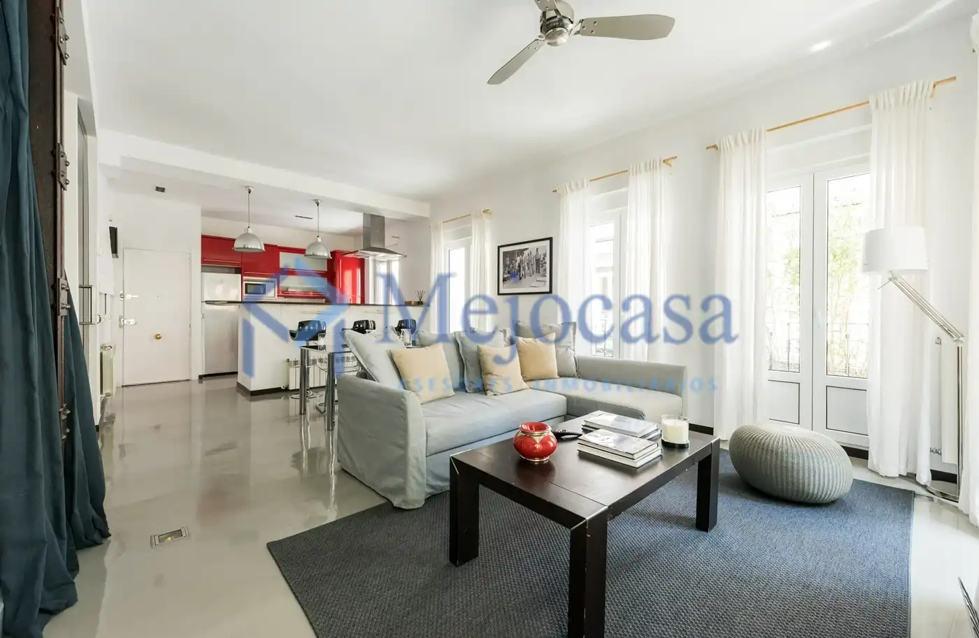 Flat with terrace for sale in Calle de la Esperanza, imagen 3