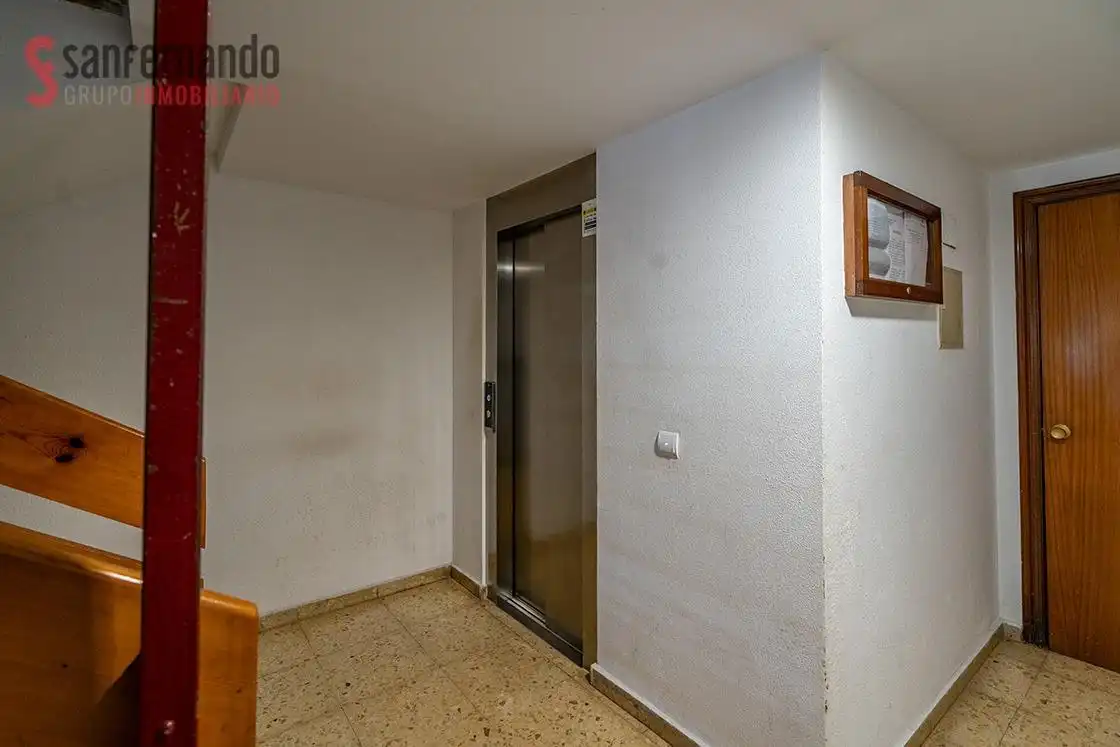 Piso en venta en Santander con Calefacción y Trastero