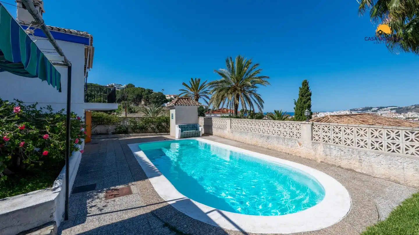 Swimming pool of Houses for sale in Almuñécar  with Private garden, Terrace and Swimming Pool