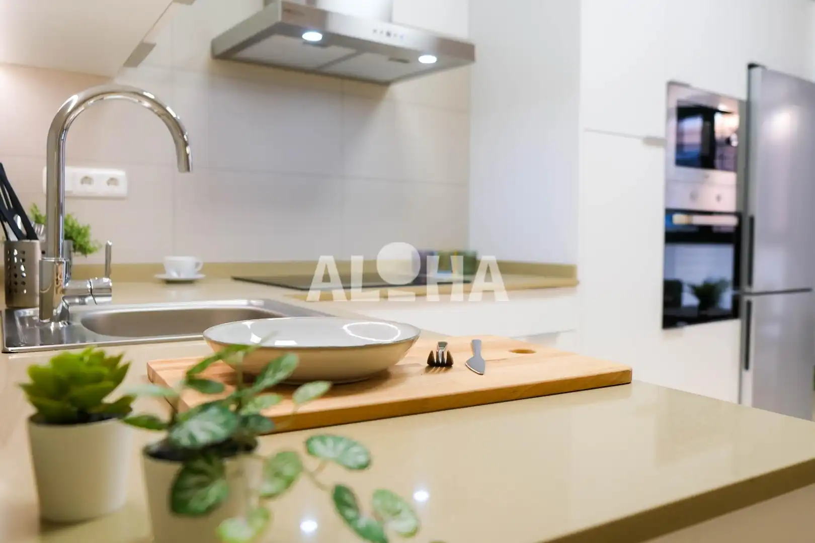 Cocina de Apartamento de alquiler en Moncada con Aire acondicionado, Calefacción y Trastero
