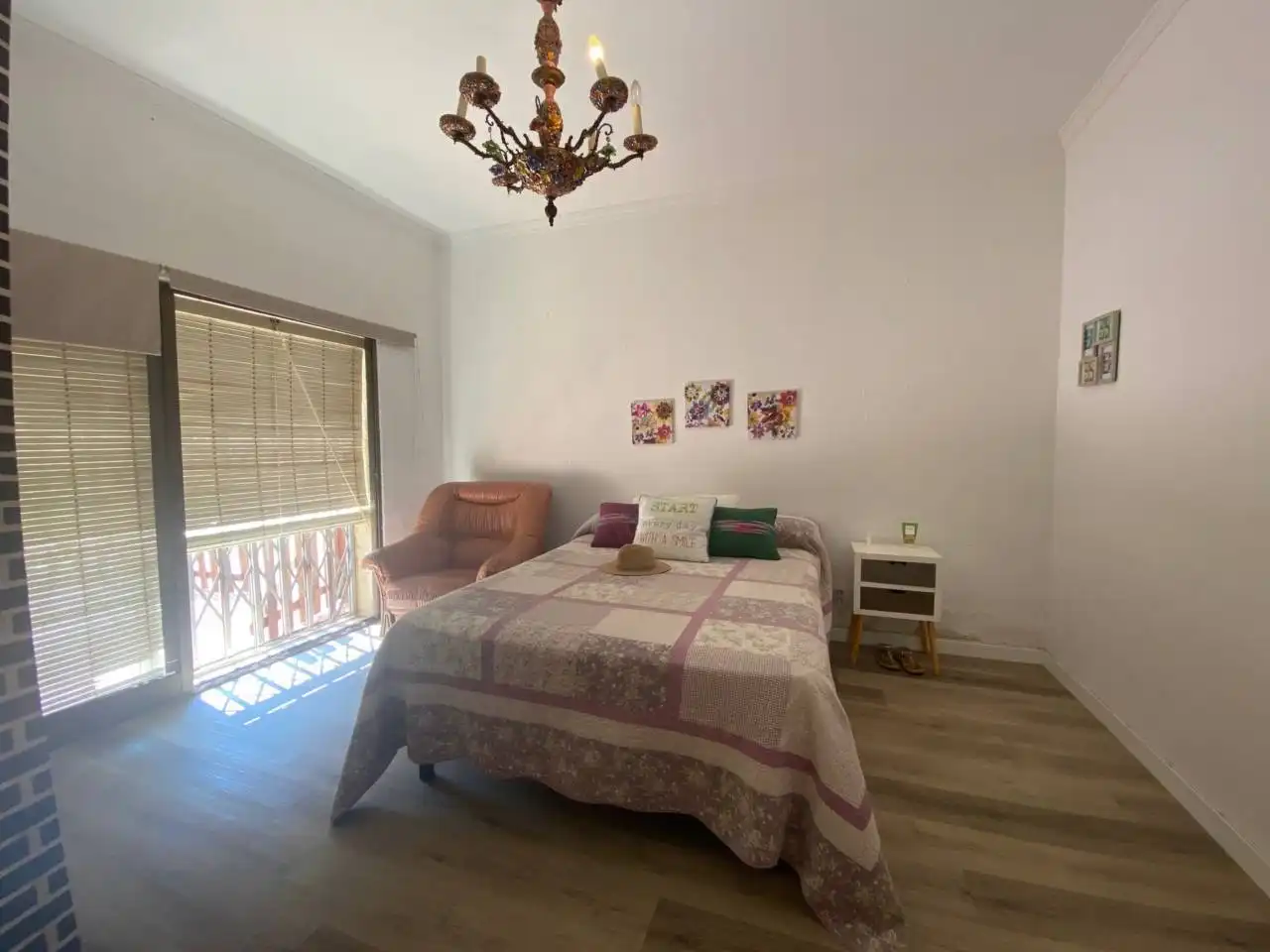 Dormitori de Casa o xalet en venda en Mont-roig del Camp amb Jardí privat, Piscina i Moblat