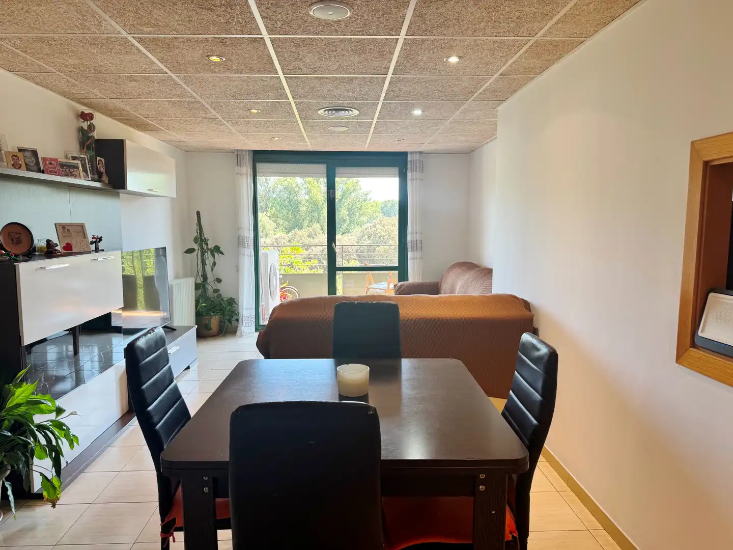 Esszimmer von Wohnung zum Verkauf in Girona mit Klimaanlage, Heizung und Balkon