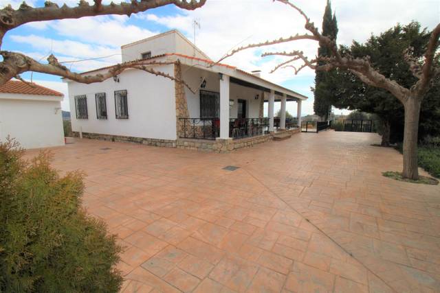 Finca rústica en Venta en Moratalla