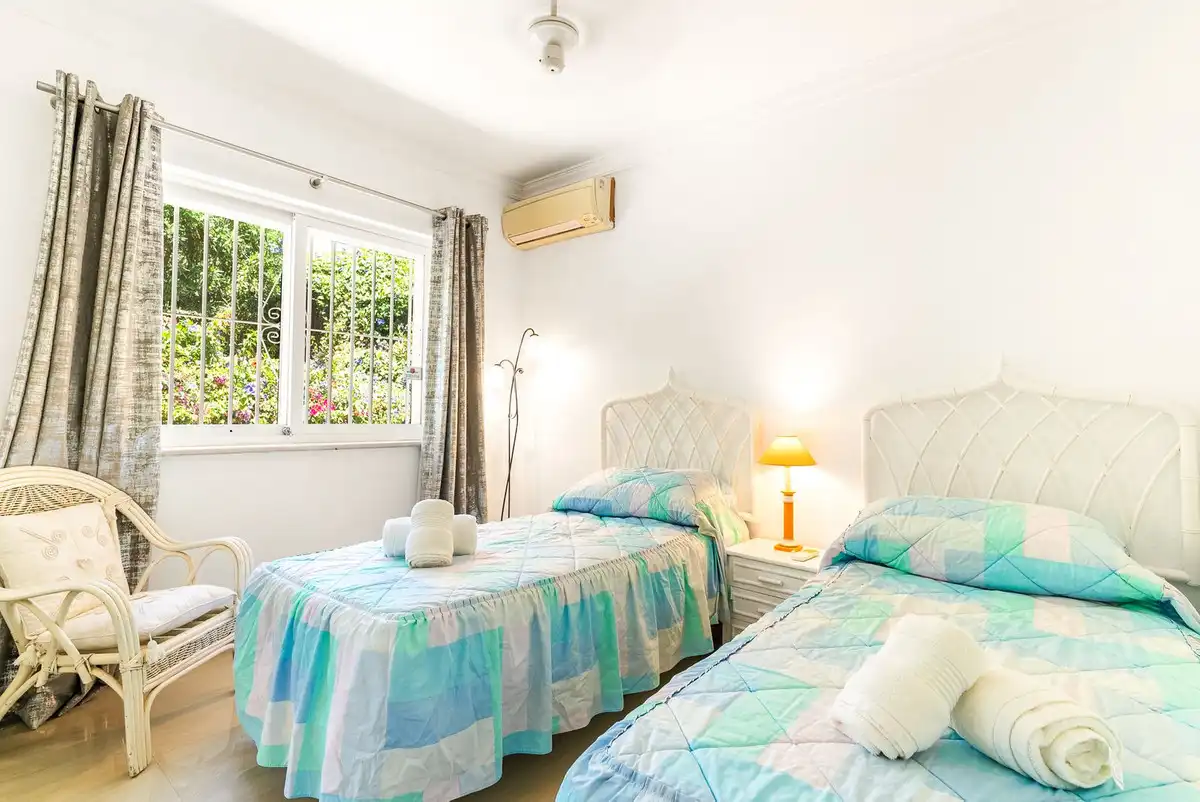 Habitación de Casa o chalet en venta en Mijas con Aire acondicionado, Calefacción y Jardín privado
