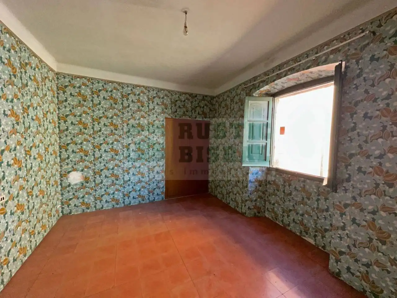 Cocina de Finca rústica en venta en Bàscara con Jardín privado