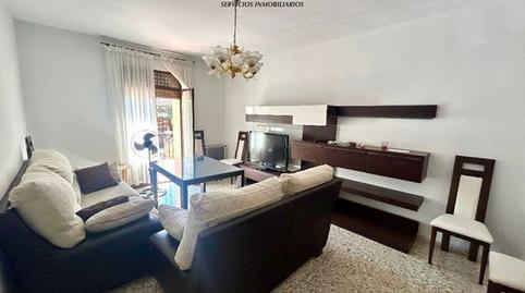 Foto 2 de Piso en venta en Calle Julio Burell, Baeza, Jaén