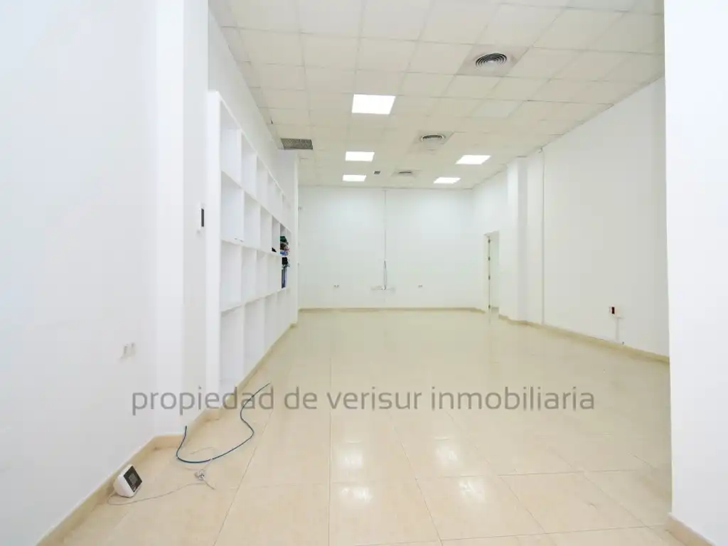 Local comercial de lloguer a Casco Antiguo, imagen 3