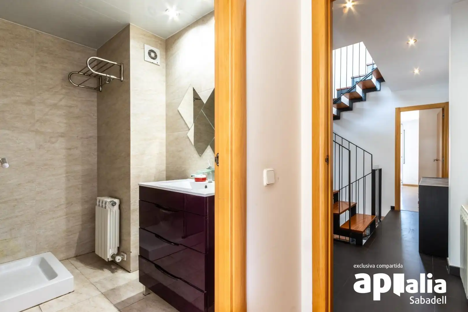 Houses for sale in Sabadell  with Air Conditioner, Heating and Parquet flooring